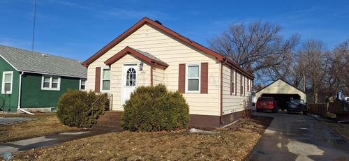 302 E 2nd Ave S, Cavalier, ND, 58220-4035 | Card Image