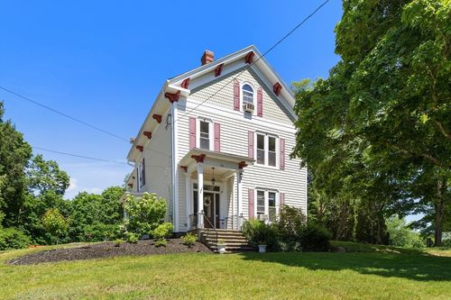 56 Mendon St, Blackstone, MA, 01504-1645 | Card Image