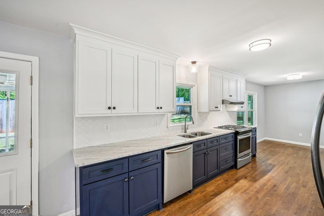 2301 Crestcliff Dr, House other with 4 bedrooms, 2 bathrooms and 4 parking in Tucker GA | Image 9