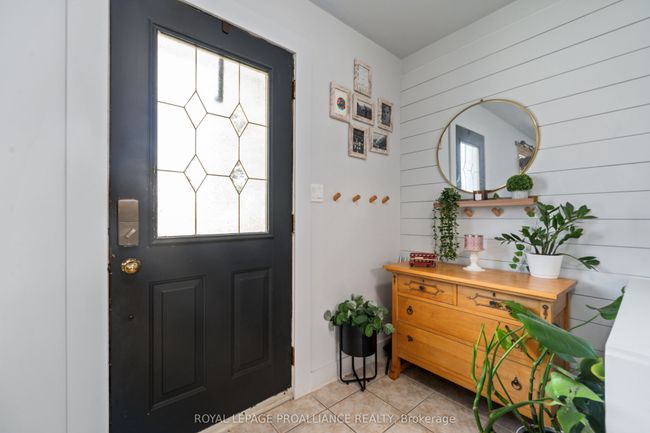 30 Miron Rd, House other with 3 bedrooms, 2 bathrooms and 4 parking in Trenton ON | Image 6