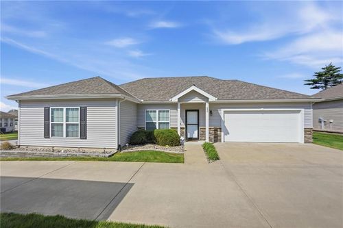 830 Ne 66th St, Gladstone, MO, 64118-4768 | Card Image
