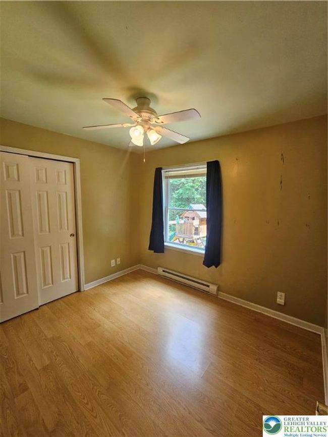 178 Sparrow Ln, House other with 3 bedrooms, 2 bathrooms and null parking in Jim Thorpe PA | Image 13