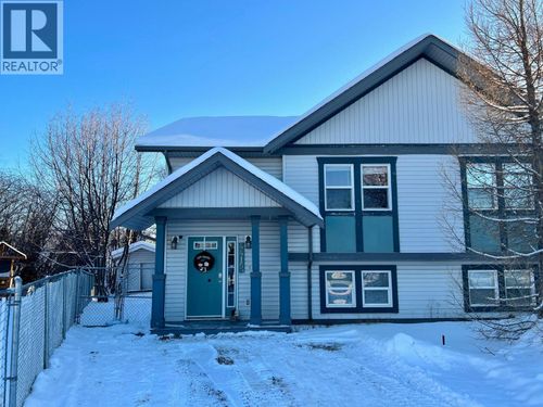 a-4415 Heritage Cres, Fort Nelson, BC, V0C0A6 | Card Image