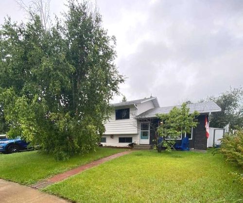 68 Wildrose Crescent Nw, Brooks, AB, T1R0A4 | Card Image