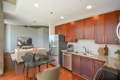 unit-2412-855 Peachtree St Ne, atlanta, GA, 30308-7423 | Card Image