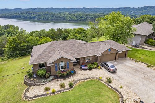 764 Fairsight Rd, Cape Fair, MO, 65624-4696 | Card Image