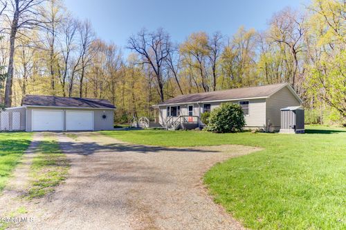 585 Logtown Rd, Fultonville, NY, 12072-2600 | Card Image