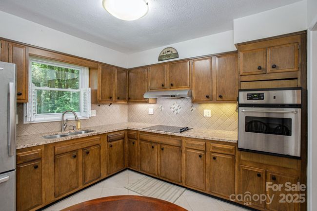 APT-7A - 102 Boyd Dr, Condo with 2 bedrooms, 2 bathrooms and null parking in Flat Rock NC | Image 10