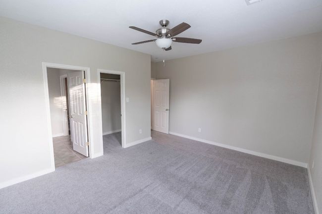 10920 Quarry Oaks Trl, House other with 5 bedrooms, 4 bathrooms and 2 parking in Austin TX | Image 14