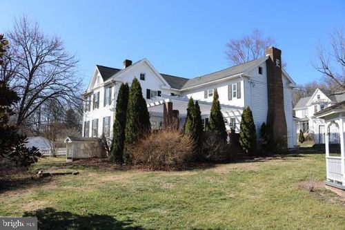 627 Hammonds Mill Rd, HEDGESVILLE, WV, 25427-5815 | Card Image