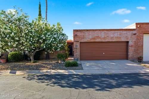 1489 W Cerrada Veracruz, Tucson, AZ, 85704-1964 | Card Image