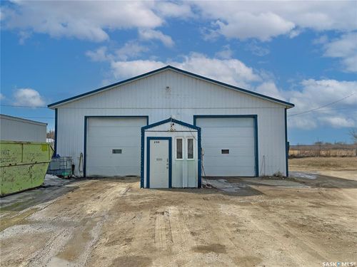 256 Boundary Ave N, Fort Qu'appelle, SK, S0G | Card Image