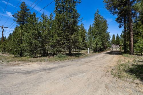 16078 Amber Ln, La Pine, OR, 97739-9612 | Card Image