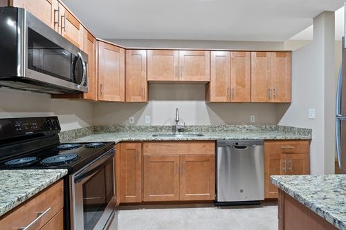 apt-107-550 Washington St, Braintree, MA, 02184-5622 | Card Image