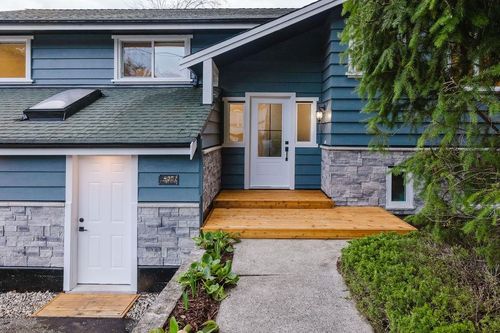 4357 Cameo Rd, Sechelt, BC, V7Z0B1 | Card Image