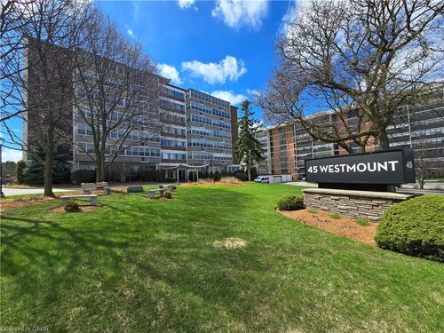 202-45 Westmount Rd N, Waterloo, ON, N2L2R3 | Card Image