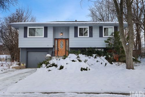 1835 W Weathersfield Way, Schaumburg, IL, 60193-2337 | Card Image