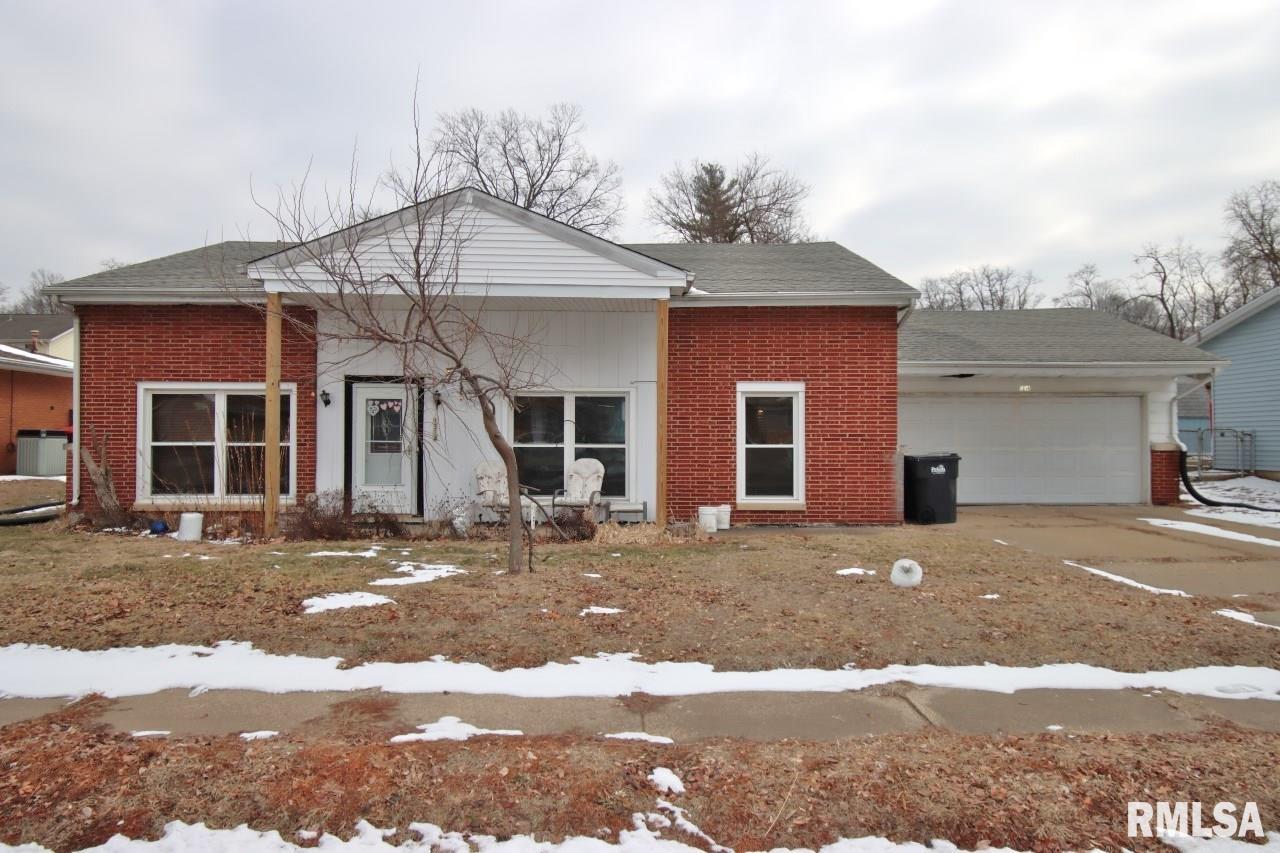 Residential in Pekin