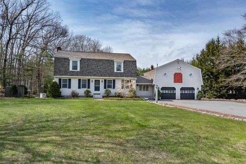 18 Smith Corner Rd, Plaistow, NH, 03865-2329 | Card Image
