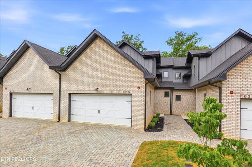 629 October Glory Ln, Knoxville, TN, 37934-2313 | Card Image