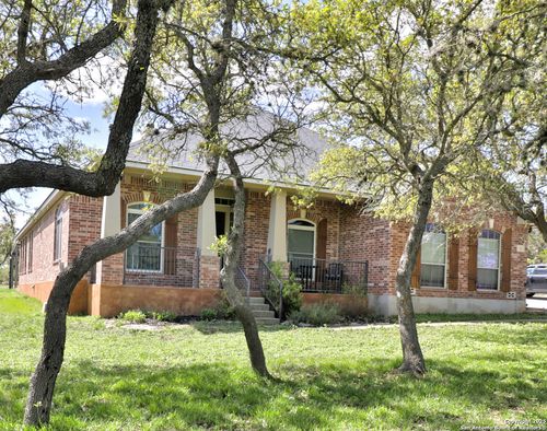 100 Topper Ln, Spring Branch, TX, 78070-3767 | Card Image