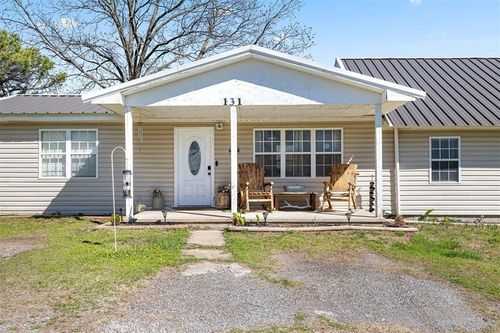 131 S Willow, Stratford, OK, 74872-4641 | Card Image