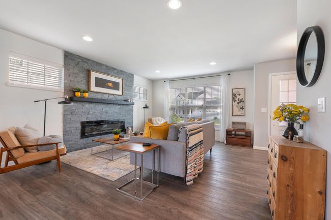 1213 Twisted Branch Way, House other with 3 bedrooms, 3 bathrooms and null parking in Sun Prairie WI | Image 9