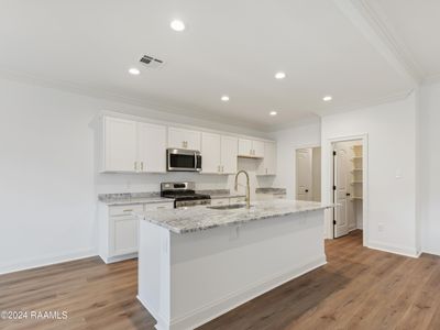 KITCHEN | Image 3