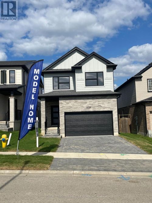 1238 Whetherfield St, London, ON, N6H5X1 | Card Image