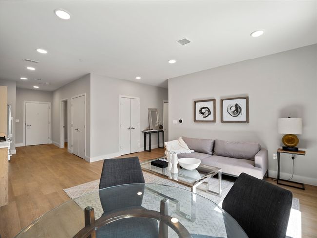 APT-207 - 249 Corey Rd, Condo with 2 bedrooms, 2 bathrooms and 1 parking in Boston MA | Image 15