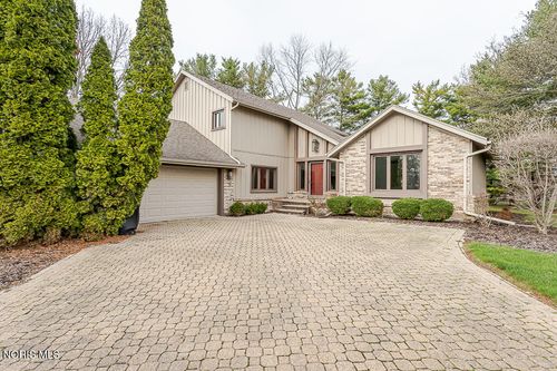 738 Kumler Dr, Maumee, OH, 43537-3763 | Card Image