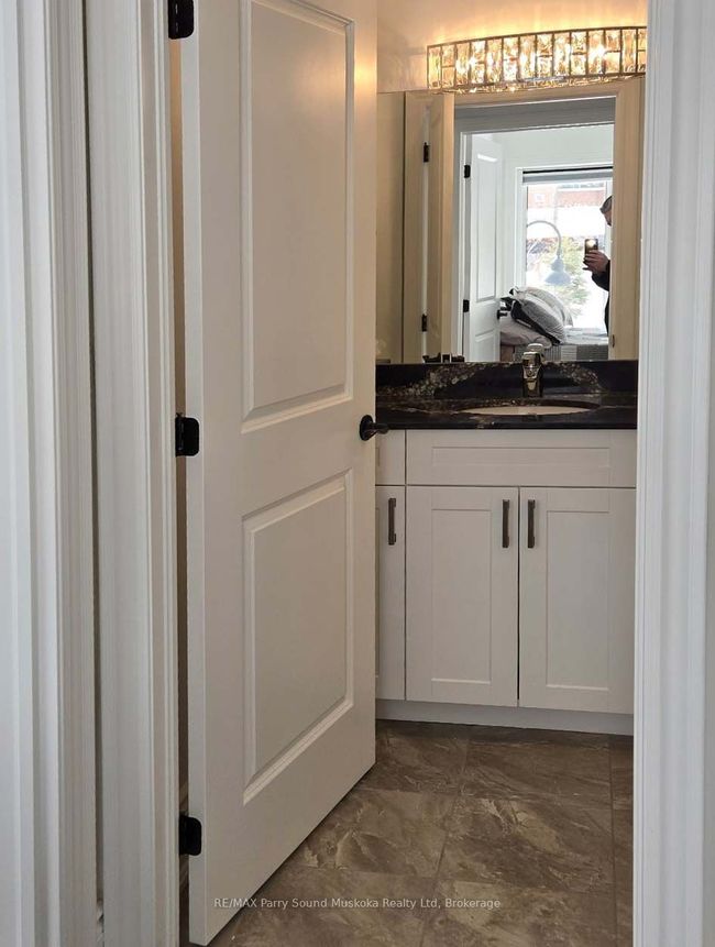 201 - 11c Salt Dock Rd, Condo with 2 bedrooms, 2 bathrooms and null parking in Parry Sound ON | Image 29