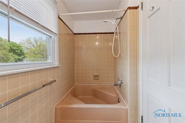 325 Park St, House other with 4 bedrooms, 5 bathrooms and 2 parking in Bryan OH | Image 33