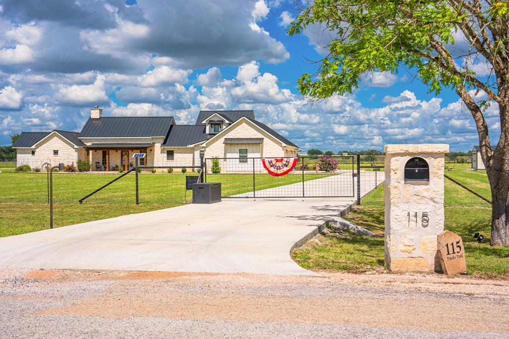 Residential in Center Point