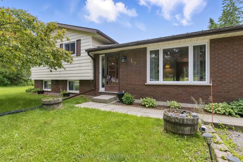 19 Edwards Dr, Keene, ON, K0L2G0 | Card Image