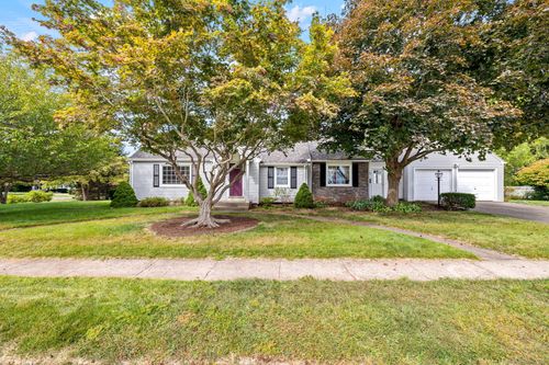 7 Wildem Rd, Berlin, CT, 06037-3148 | Card Image