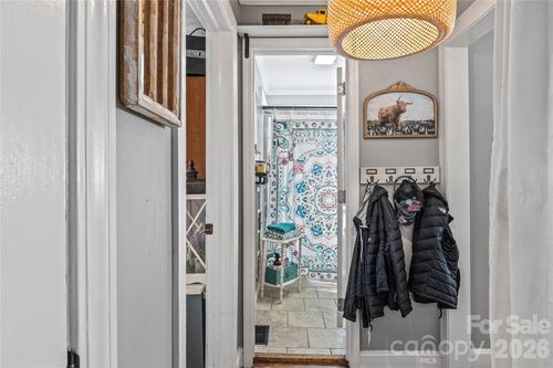 113 Hardy St, Jonesville, NC, 28642-2327 | Card Image