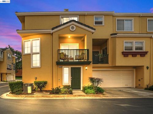 3454 Dayton Cmn, Fremont, CA, 94538-5416 | Card Image