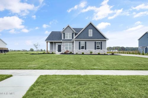 8520 Hocking Cv, Waterville, OH, 43566-8794 | Card Image