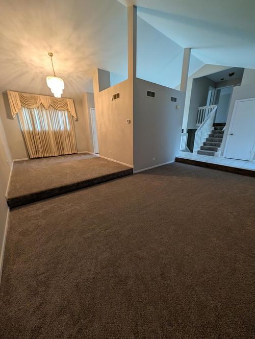 6237 Michael Ln, Matteson, IL, 60443-2080 | Card Image