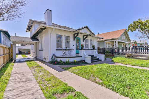 3519 Avenue R 1/2, Galveston, TX, 77550-8816 | Card Image