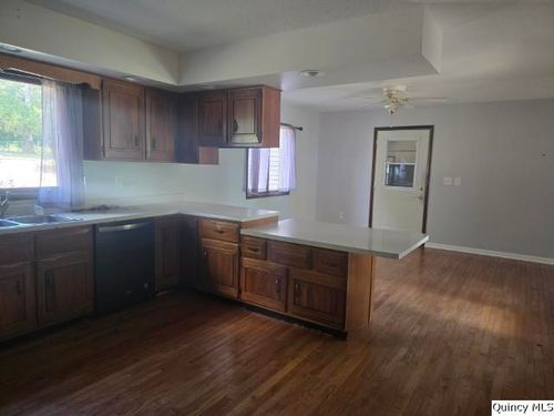 1797 E County Road 1540 N, Carthage, IL, 62321-3410 | Card Image