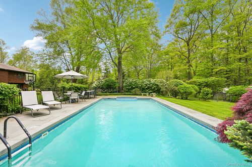27 Cat Ridge Rd, North Salem, NY, 10560-3301 | Card Image