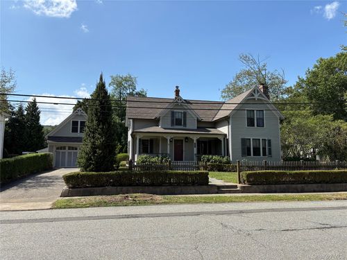 43 Rockland Ave, Hillburn, NY, 10931-1227 | Card Image