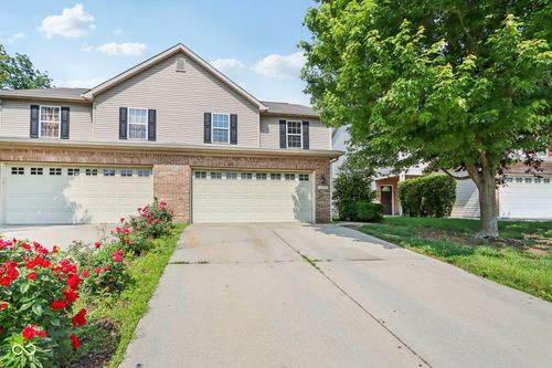 1138 Topp Creek Dr, Indianapolis, IN, 46214-3452 | Card Image
