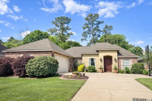 28049 Foxfire Ave, Walker, LA, 70785-8424 | Card Image