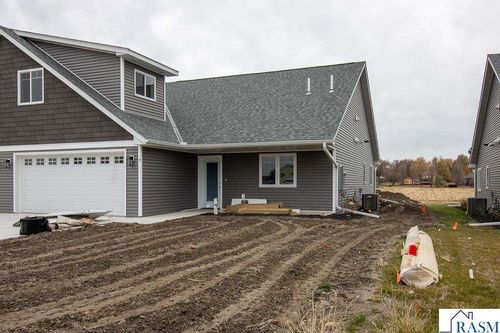 2-649 Luiken St, Lake Crystal, MN, 56055-2430 | Card Image