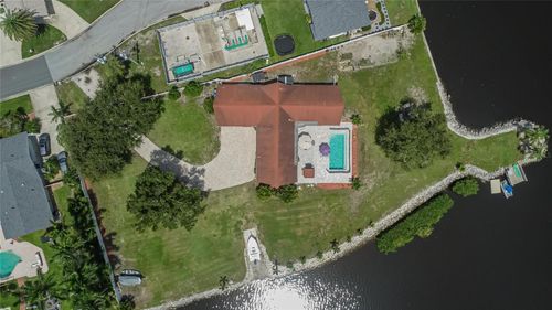 853 Seacrest Dr, Largo, FL, 33771-1329 | Card Image