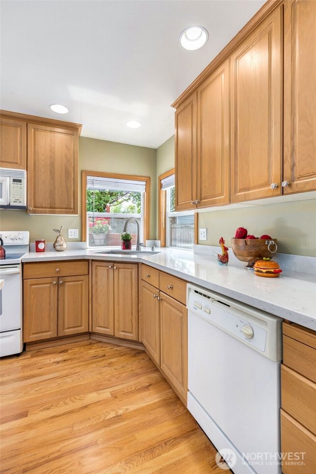 24212 13 Th Pl W, House other with 4 bedrooms, 3 bathrooms and 2 parking in Bothell WA | Image 6