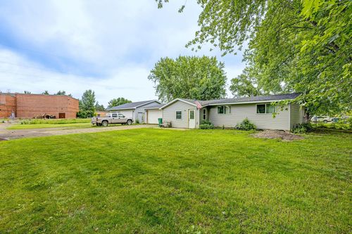 120 S Irving Ave, Rush City, MN, 55069-9073 | Card Image